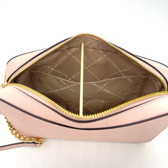 Michael Kors Large EW Chain Crossbody Bag & Trifold Wallet - Picture 5 of 9